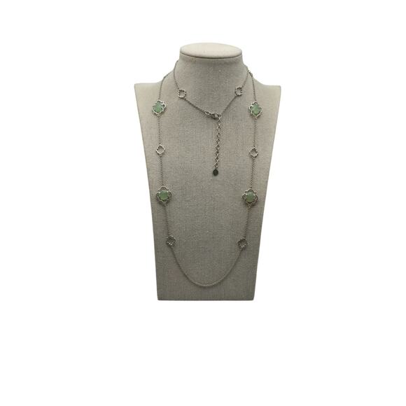 Green Fauceted Clover Station Stella & Dot Silver Necklace - Picture 7 of 7